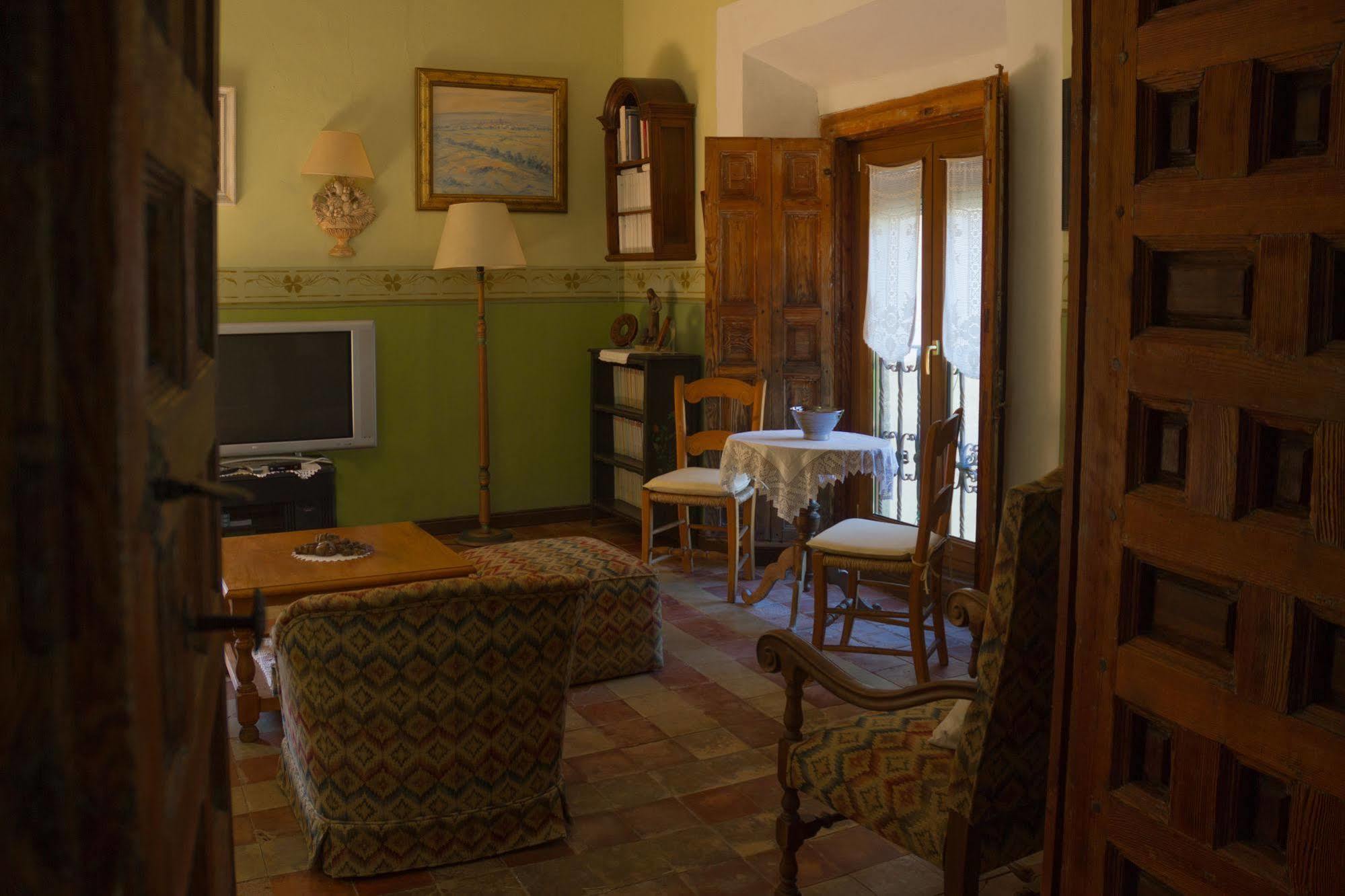 Casa Palacio Conde De Garcinarro Huete Zewnętrze zdjęcie